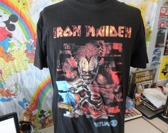 Vintage 90-tals Iron Maiden 1998 Virtuell världsturné Dubbelsidig T-shirt Storlek L