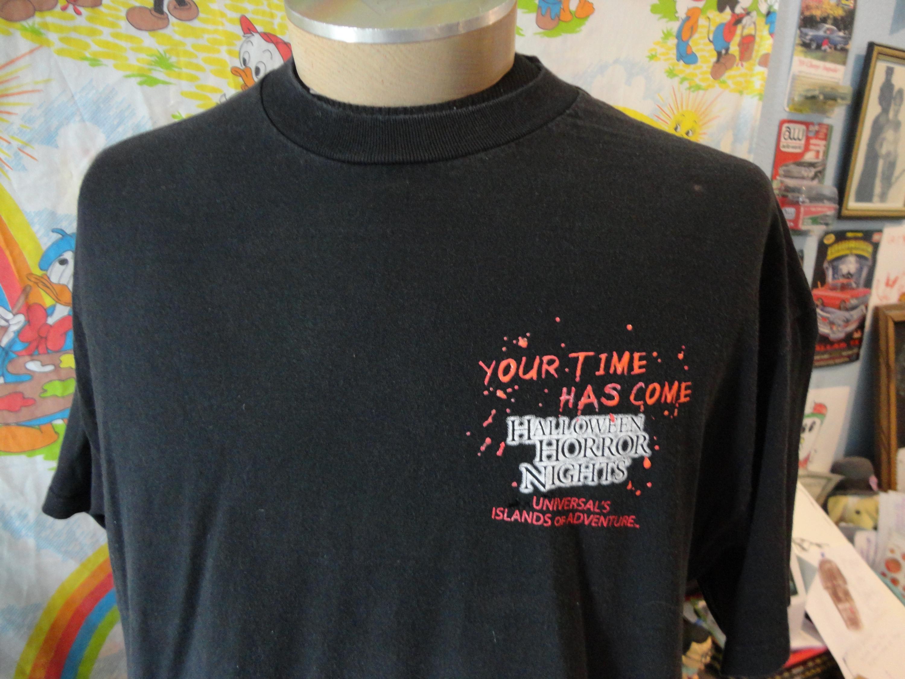 Vintage Universal Studios Halloween Horror Nights 2002 T