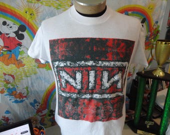 Vintage NIN Nine Inch Nails T-shirt Size XL - Etsy