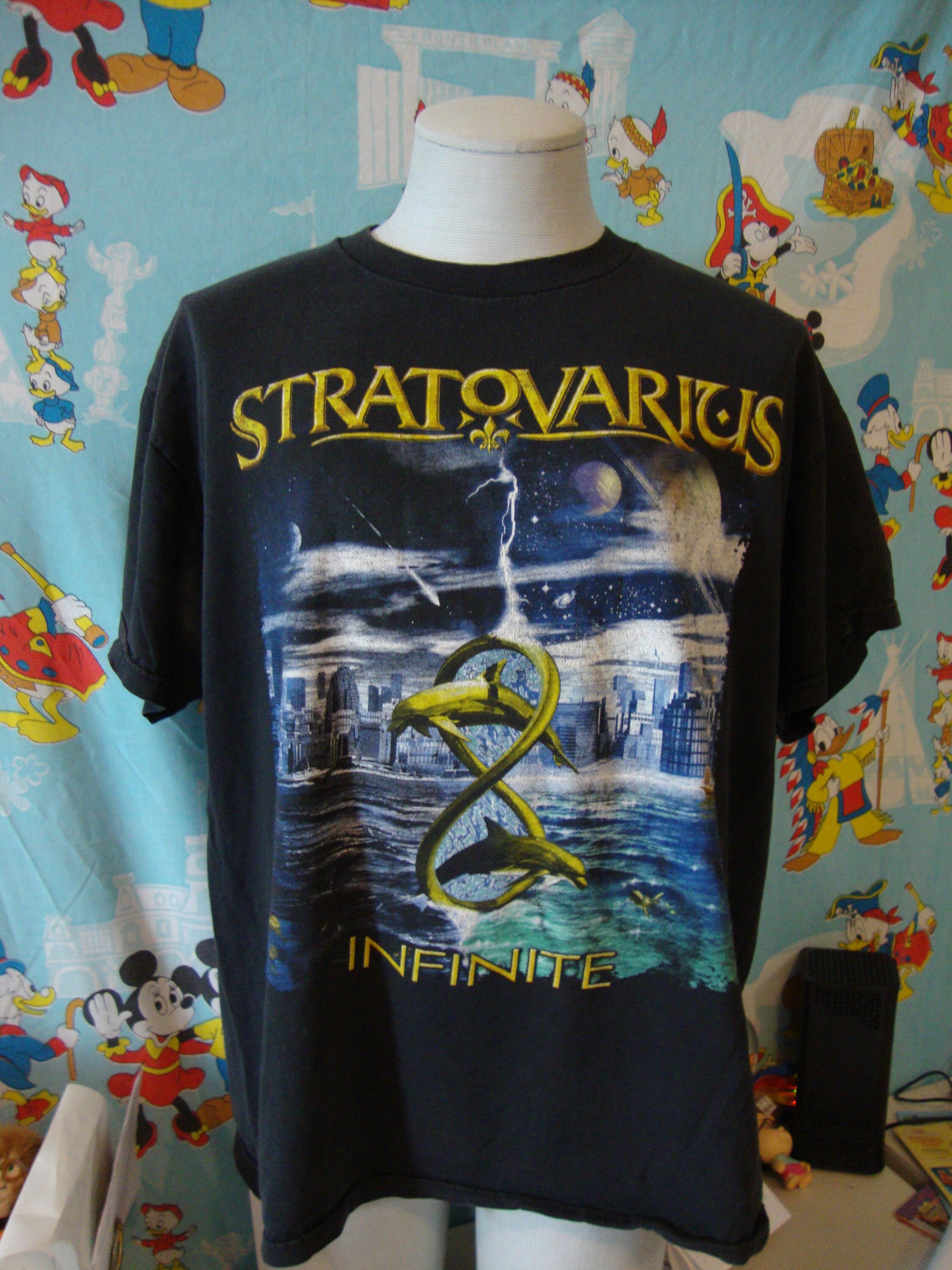 Stratovarius Infinite World Tour Tシャツ il_fullxfull.2233217021_rnsn.jpg