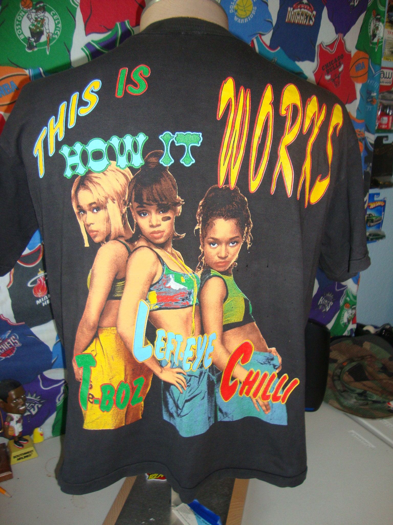 ヴィンテージ 90年代 TLC リサ レフト アイ ロペス RAP Tシャツ ヴィンテージ 90年代 TLC リサ レフト アイ ロペス RAP Tシャツ