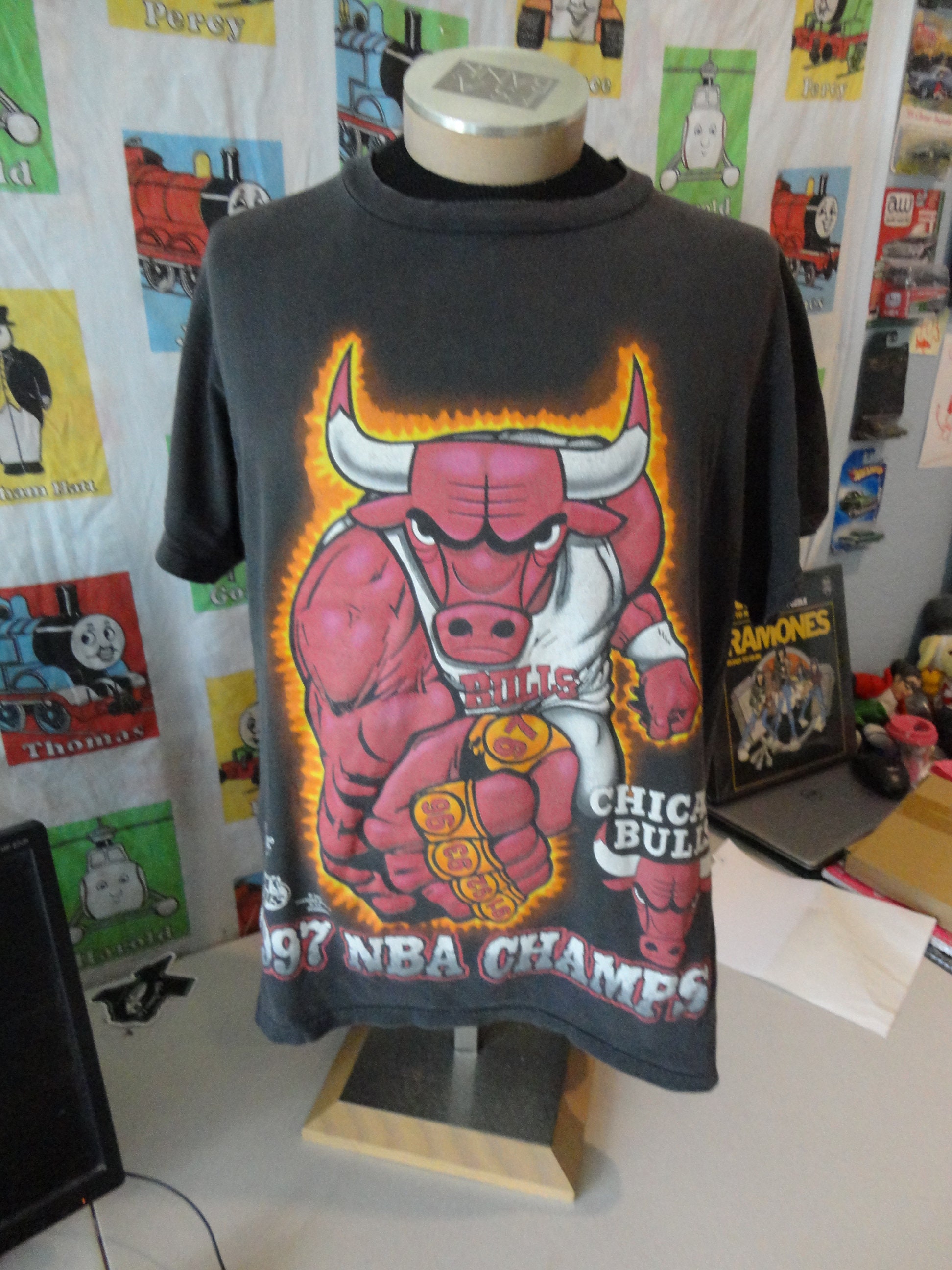 1997 Chicago Bulls Champion Rap T-Shirt