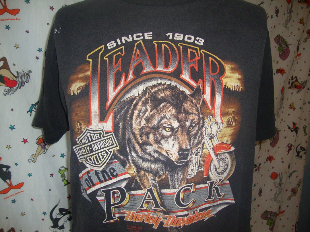 Vintage Harley Davidson 90s 3D Emblem Leader of the Pack Wolf