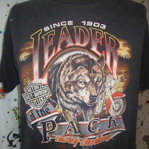 Vintage Harley Davidson 90s 3D emblem Leader Of the Pack Wolf Motorcycle Tee MC Biker 1990 T Shirt Size XL