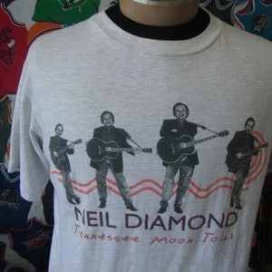 Vintage 90&#39;s NEIL DIAMOND 1996 Tennessee Moon Tour T shirt Adult size L
