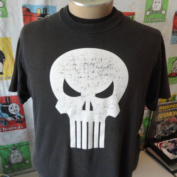 Vintage 90's The PUNISHER Marvel Comics T Shirt L