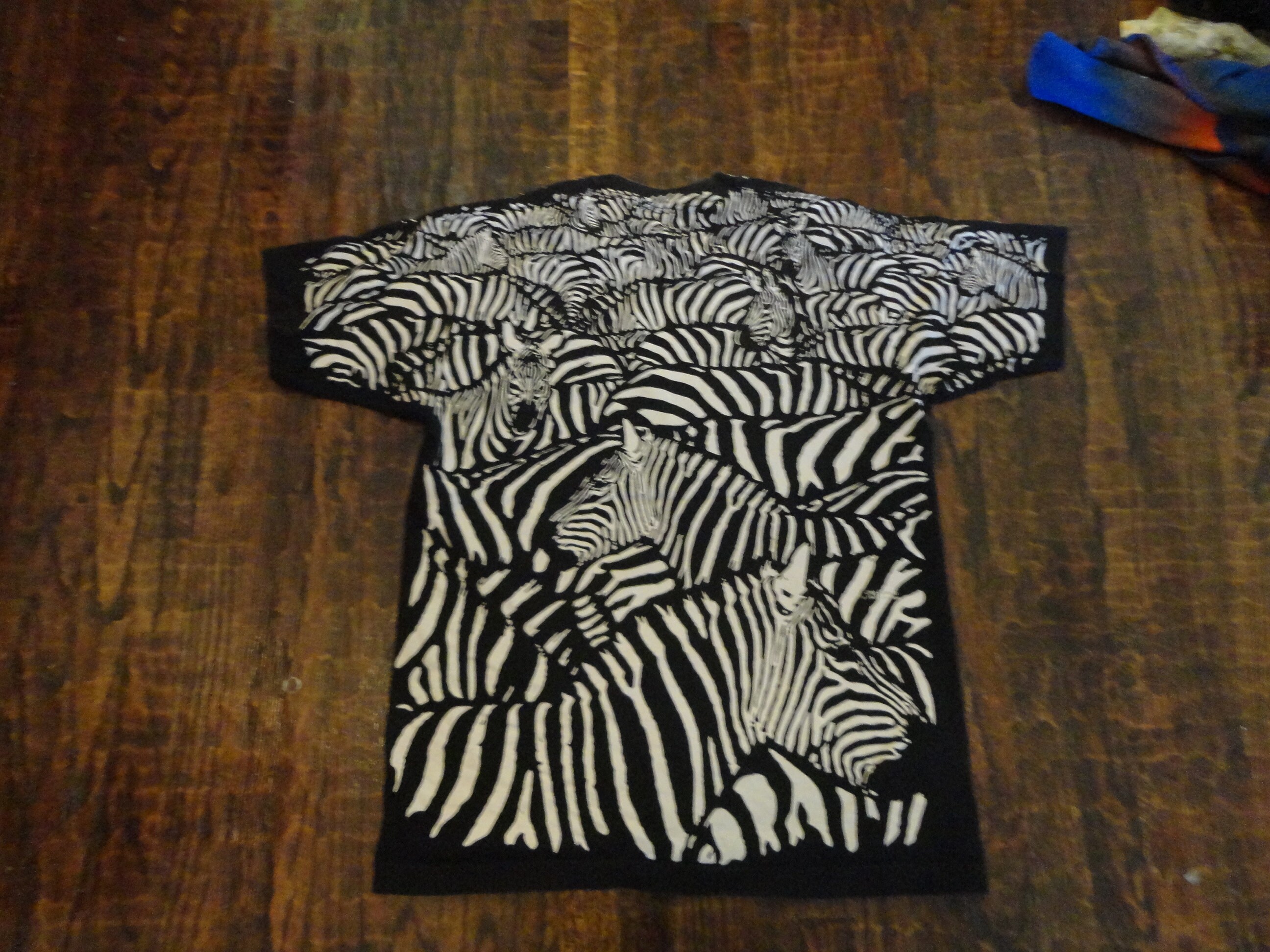 【90s】LIQUID BLUE ゼブラTシャツ(XL) il_fullxfull.5504455026_pwvs.jpg