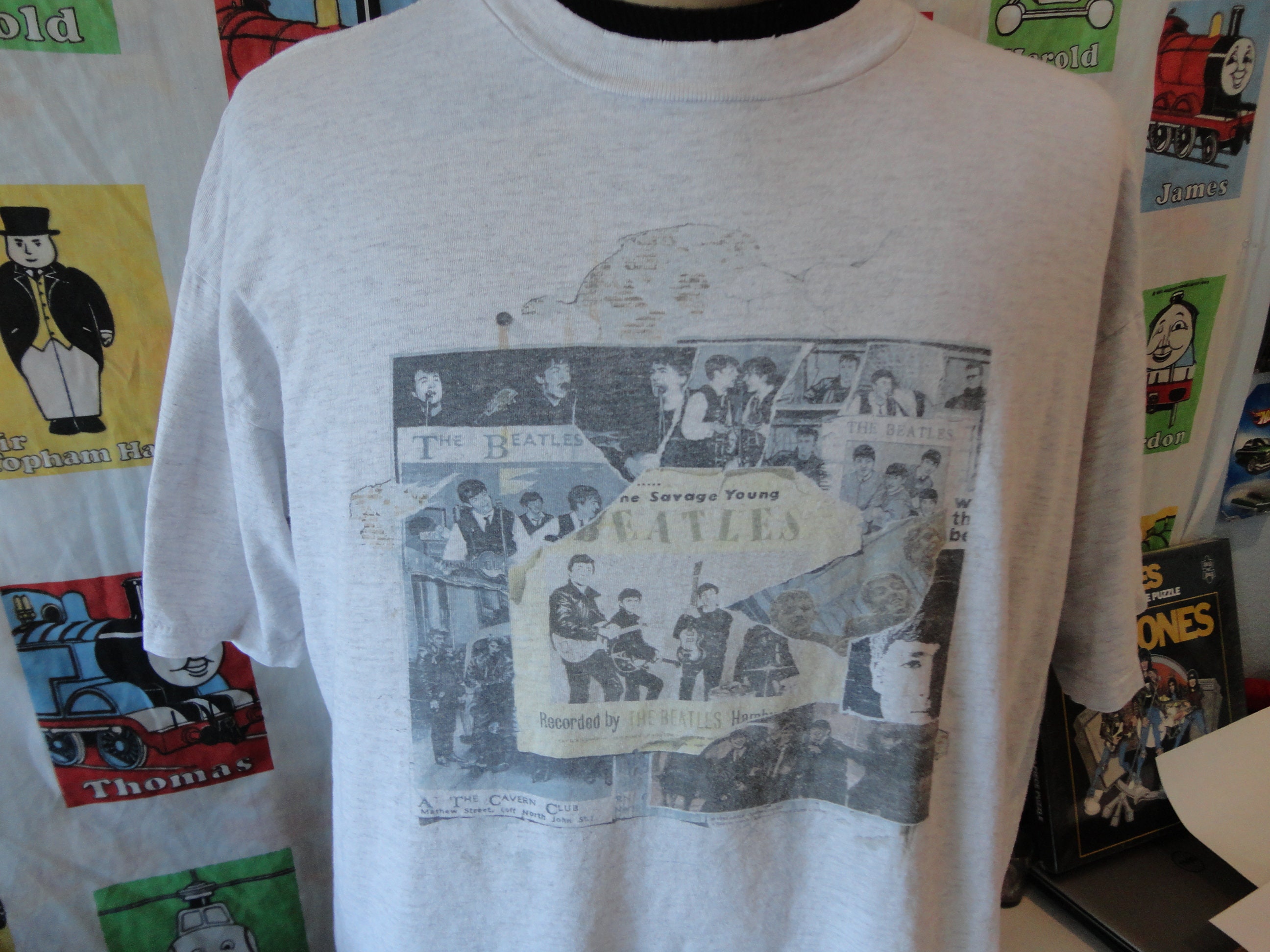 トップス 90S 1995 The Beatles Anthology shirt s-l400.jpg