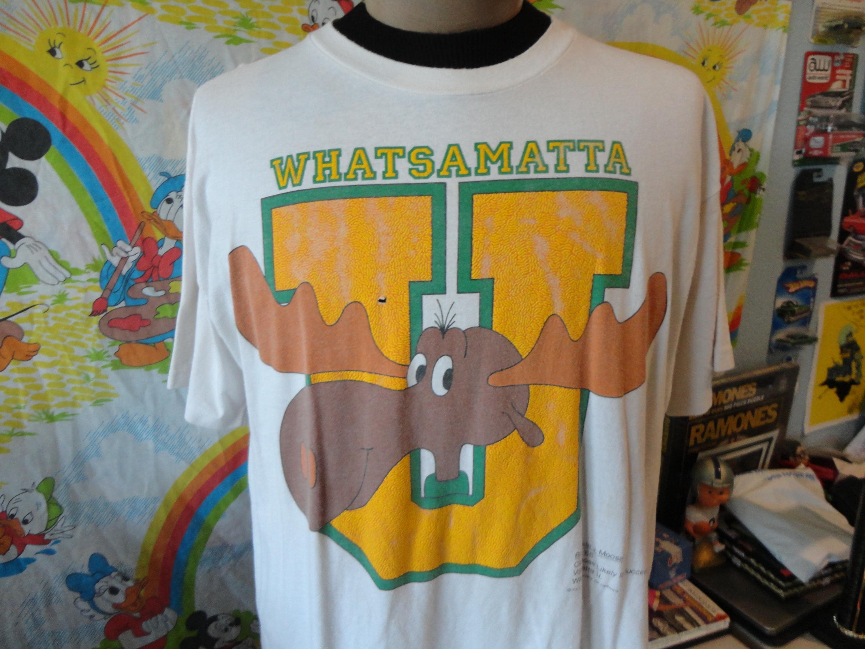 Vintage 90's Rocky and Bullwinkle Whatsamatta University Cartoon T