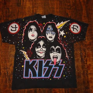 Vintage KISS Chikara All Over Print OVP Overprint Single Stitch T-Shirt Size XL