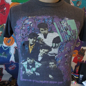 Vintage 1990 NKOTB New Kids on the Block Joey Mcintyre Jordan Knight Donny Walberg 1980&#39;s Concert Tour 80&#39;s Boy Band Paper Thin T Shirt S