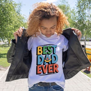 Father’s Day PNG – Best Dad Ever Funny Lettering with Cartoon Character Face, Kids Gift for Dad Shirt or Mug, Sublimation Printable