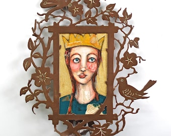 Doncella de cuento de hadas: Marco de cobre antiguo con motivo boscoso, estilo Art Nouveau.