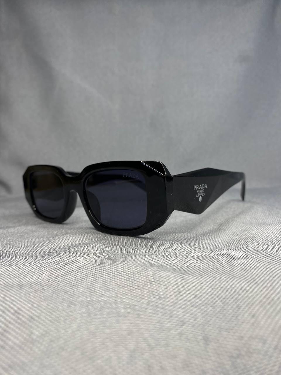 Vintage prada sunglasses - Etsy 日本