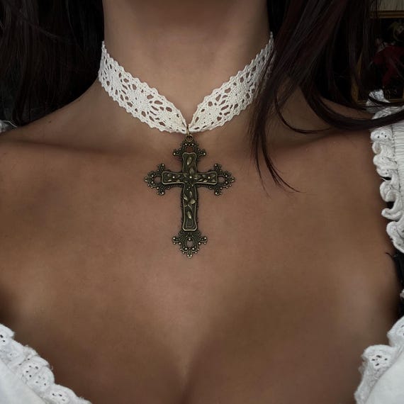 Victorian Lace Cross Choker – Antique-Style Religious Necklace