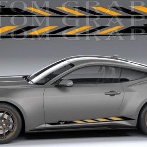 Decalcomanie Mustang Racing – Coppia di adesivi in vinile personalizzati – Grafica sportiva per SUV elettrico