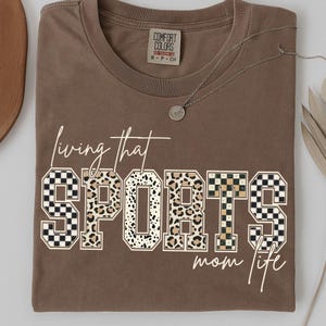 Leopard Sports Mom PNG Design