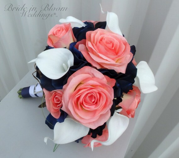 coral bridesmaid bouquet