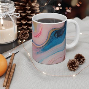 Abstrakter Marmor Kaffeebecher: Elegantes Boho Trinkgefäß
