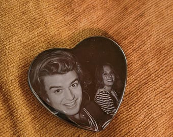 Joe Keery Maya Hawke Heart Pin or Magnet: Actor Fan Gift