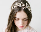 Crystal Headpiece, Gold Wedding Halo, Wedding Halo, Bridal Halo, Wedding Headpiece, Bridal Headpiece, Jewelled Halo-Delphine