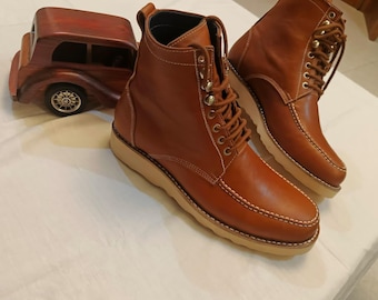 Botas de trabajo de cuero con puntera mocasín: construcción Goodyear Welted en forma de U.