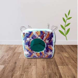 Cube polaire furet– 20x20 cm fleece hideout fait main