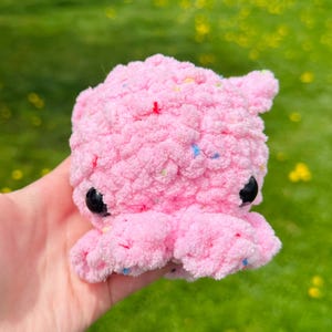 Cuddles the cuddle fish crochet