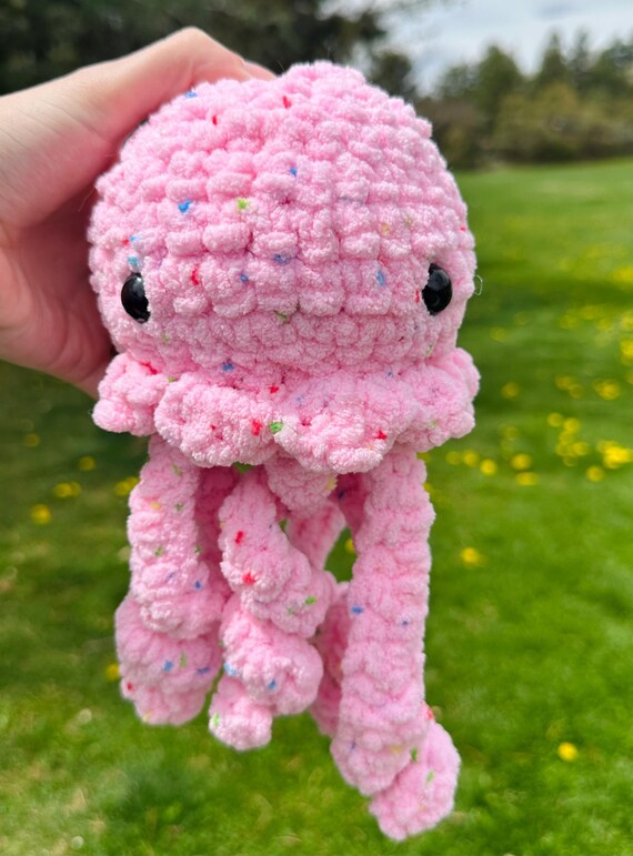 クラゲのぬいぐるみを潰す - Etsy 日本