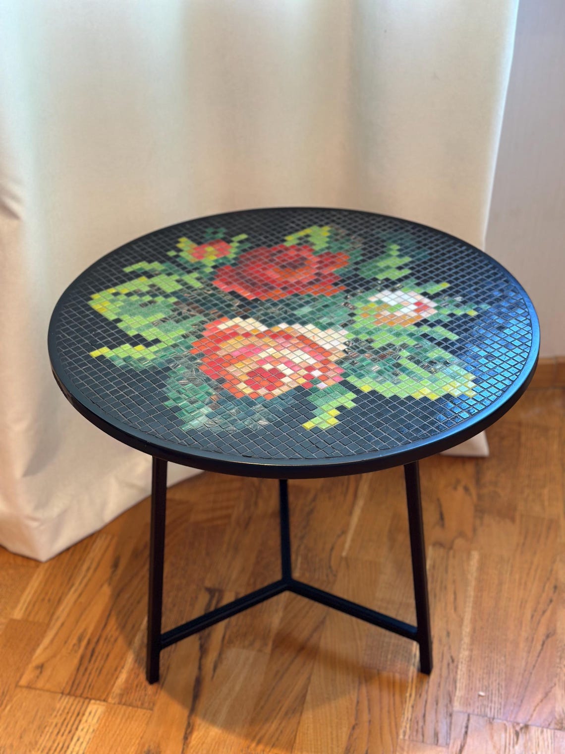 Pixel Rose Mosaic Table - Etsy