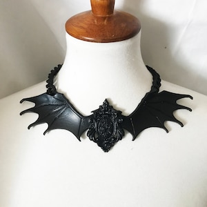 Gothic Fledermaus 3D handgemachte Latex Gummi Halskette