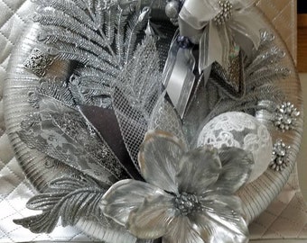 Perfect wreath for the Sophisticated Lady!  It's elegant and one-of-a-kind. Inner door decor, centerpiece, special gift - sheshefoofoocards