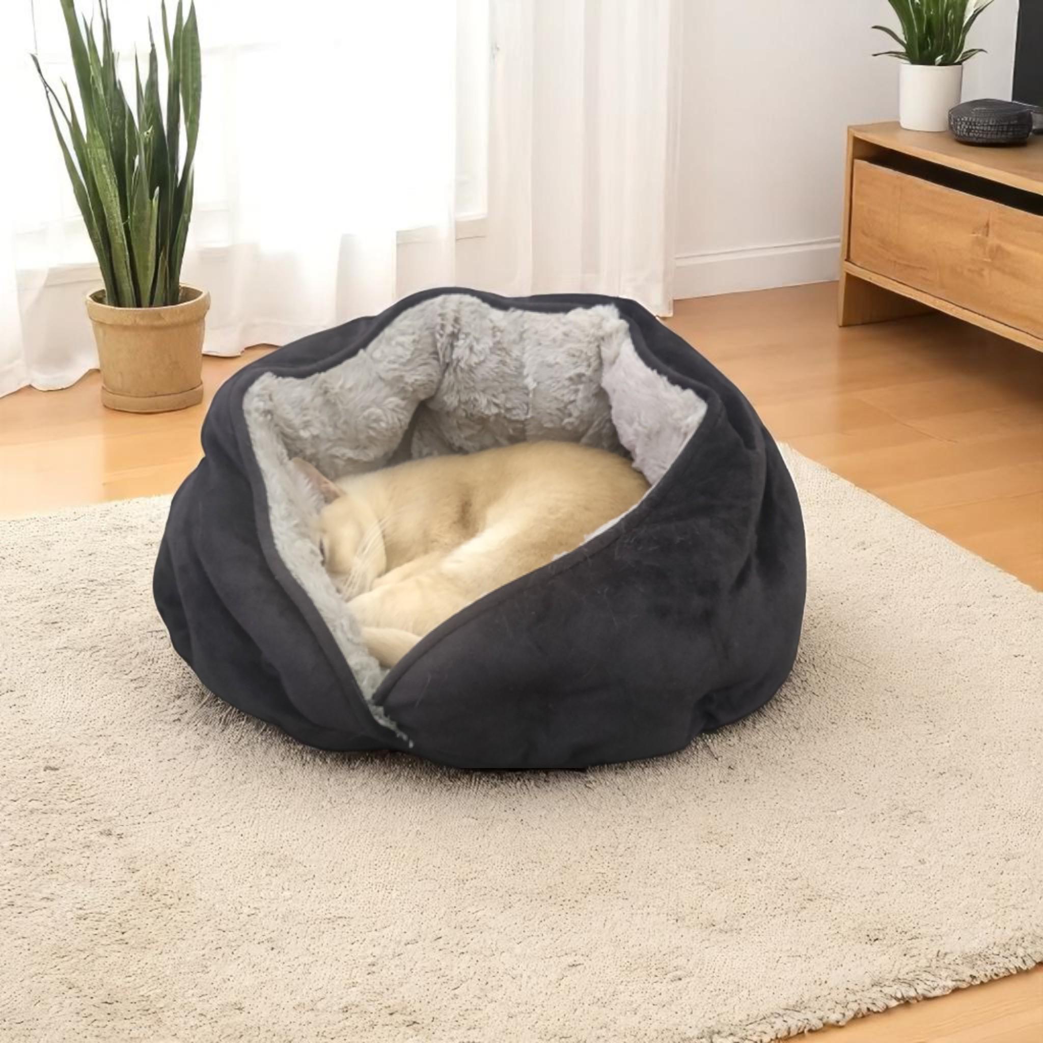 Trixie Malu Cat Cave – Cozy Brown Plush Igloo Bed for Small Pets | Soft Indoor Hideaway for Cats & Small Dogs | 47x27x41 cm