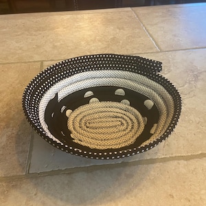 Jelly Roll black and white bowl, fabric bowl, fabric basket, modern bowl, decorative bowl