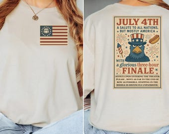 Camiseta patriótica del Tío Sam con águila para celebrar el 4 de julio. Camiseta patriótica vintage "Mostly America". Camiseta con la bandera de EE. UU. de Grumpy Eagle.