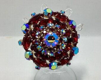 Broche aurore boréale rouge avec strass : épingles rondes empilées vintage