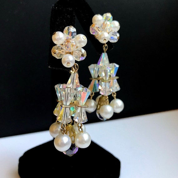 Carnegie Chandelier Earrings with Crystals and Pe… - image 4