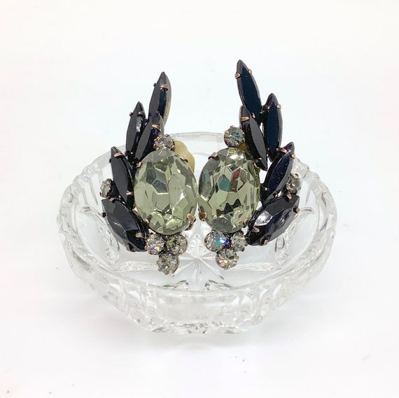 Glamorous Hattie Carnegie Black Diamond Earrings … - image 1