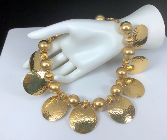 Fabulous Trifari Gold Hammered Disc Necklace - Cr… - image 4