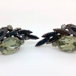 Glamorous Hattie Carnegie Black Diamond Earrings 1950s image 4