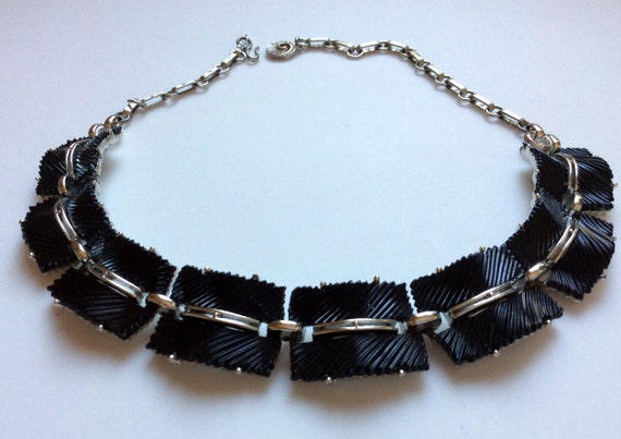 Black Lisner Thermoset Necklace - Rare! - image 5