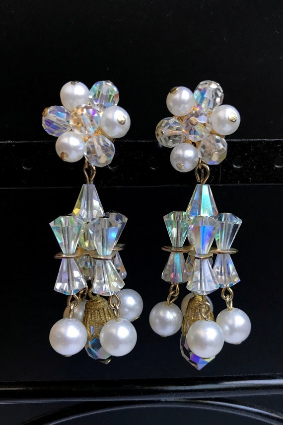 Carnegie Chandelier Earrings with Crystals and Pe… - image 1