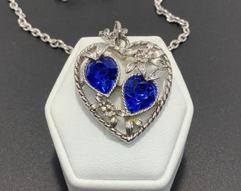 1976 Sarah Coventry Love Story Heart Pendant Necklace with Sapphire Blue Rhinestone Hearts - September