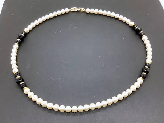 Vintage Napier Faux Pearl and Jet Beads Necklace … - image 3