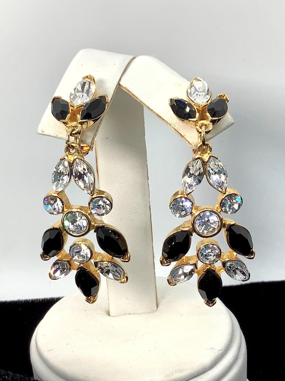 Glam Trifari Shoulder Duster Black and Clear Rhinestone Earrings