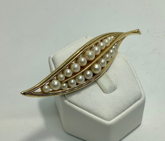 Trifari Slender Gold Leaf Brooch with Faux Pearl … - image 2