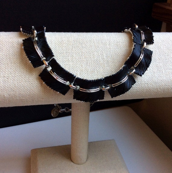 Black Lisner Thermoset Necklace - Rare! - image 3