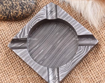 Prime Damascus Steel Handmade Square Ashtray | Multiple Cigar, Cigarette and Pipe rests Ashtray | Ash Collector Accessories | Rare Find Gift