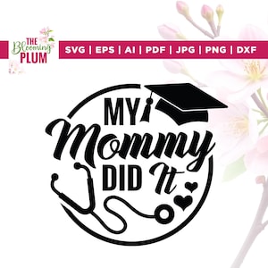 Mi mamá lo hizo (Svg), Ella lo hizo por mí (Svg), Cricut, Sublimación, Mamá Graduada (Svg), Mamá Estudiante (Svg), Mamá Pre-K (Svg), Madre Orgullosa (Svg)