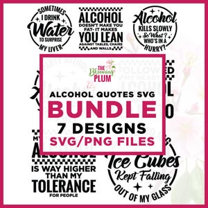 Può includere: Un pacchetto di sette design SVG e PNG a tema alcol. I design presentano citazioni umoristiche in testo nero su sfondo bianco. Il testo include frasi come "L'alcol uccide lentamente, e allora?" e "I cubetti di ghiaccio continuavano a cadere dal mio bicchiere."